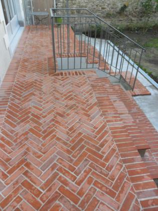 Carreaux de pavage rouge Nuanc, maison particulire